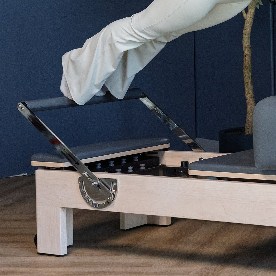 Element Flow Pilates Reformer - Lira Classica