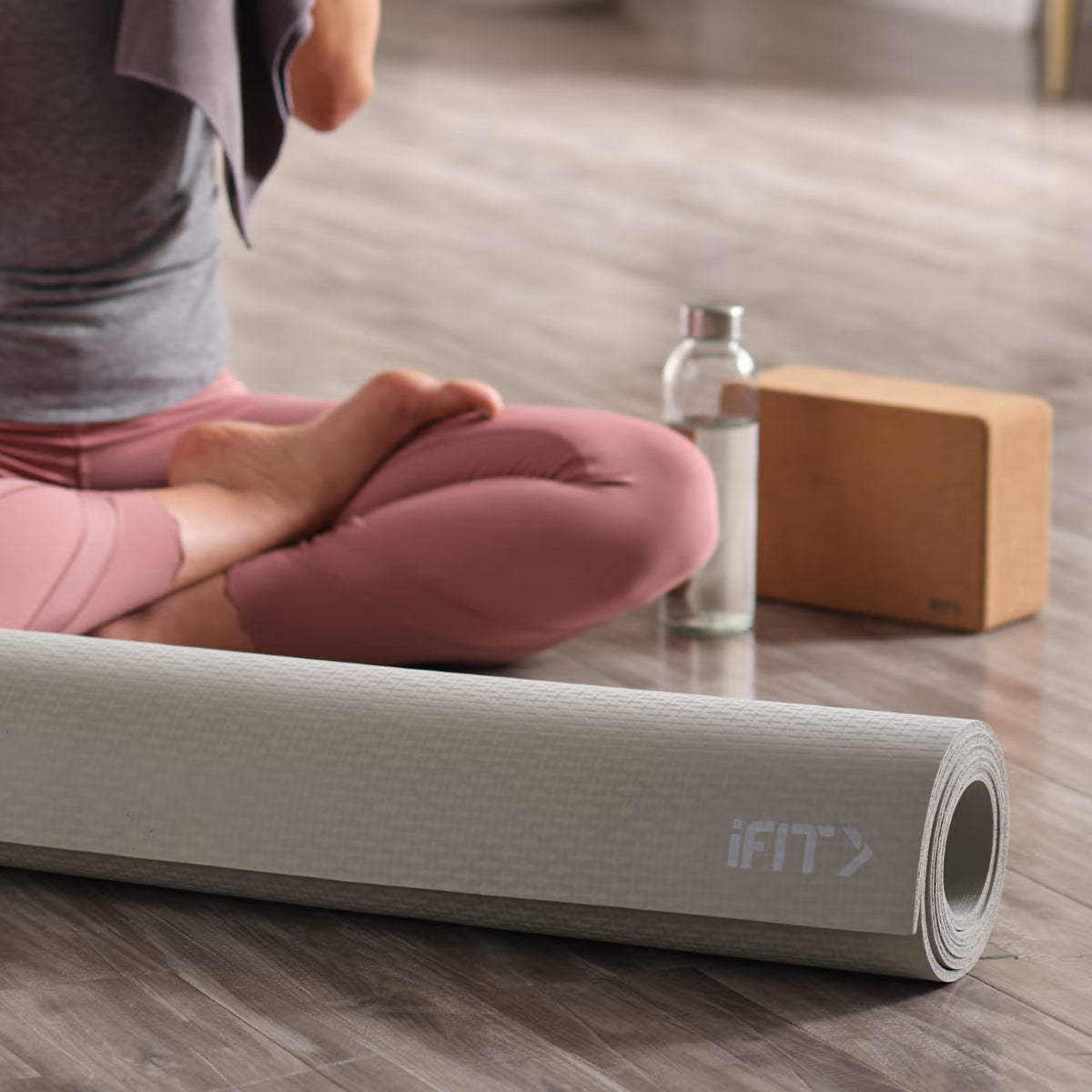 NordicTrack - Tapis de yoga 6 mm en caoutchouc - Gris