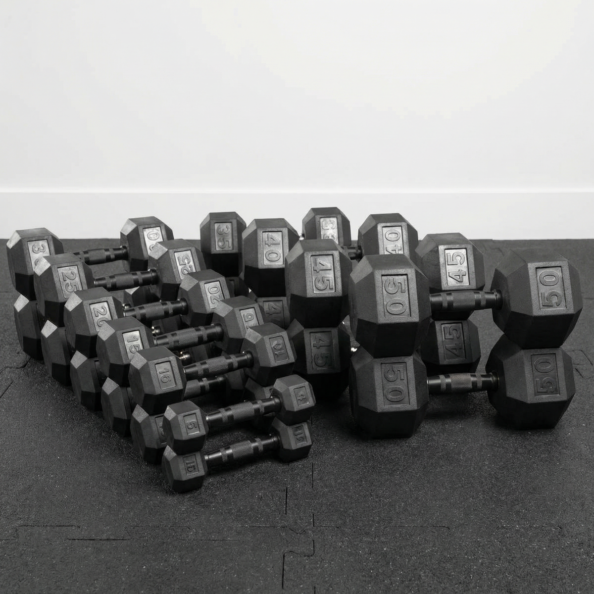 XM 10 PAIR VERTICAL RACK avec ENSEMBLE D'HALTÈRES HEXAGONALES EN CAOUTCHOUC VIERGE Element Fitness 5-50LB